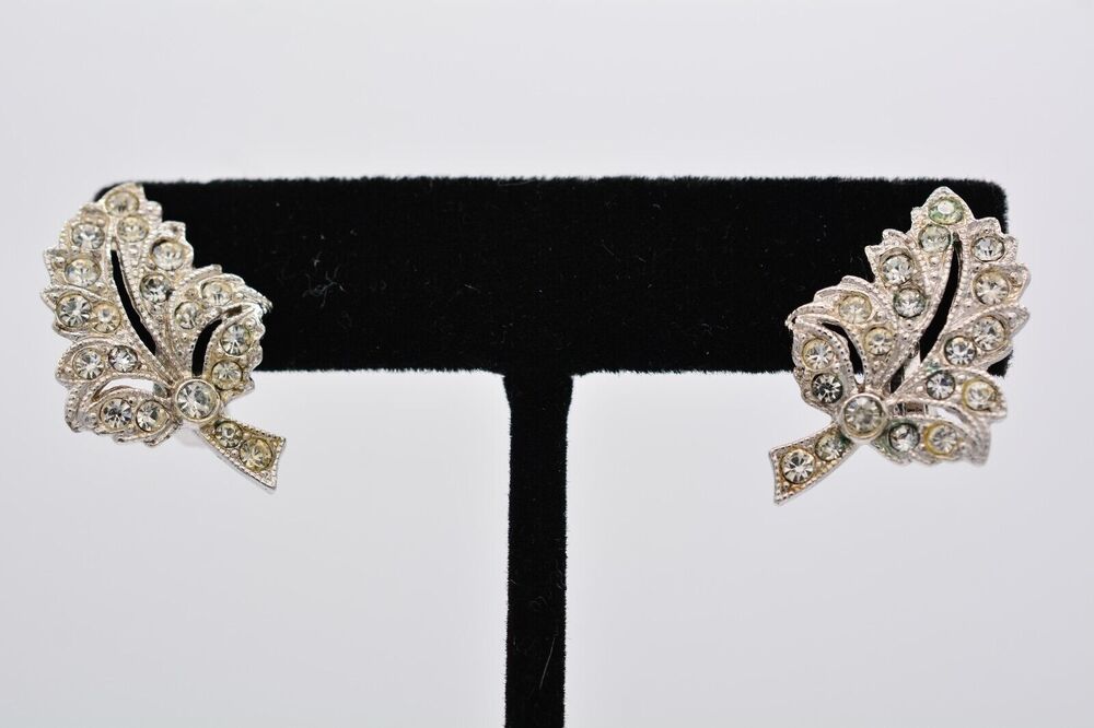 ORA Vintage Crystal Leaf Clip On Earrings Rhinestone Silver Shiny Signed Bin8